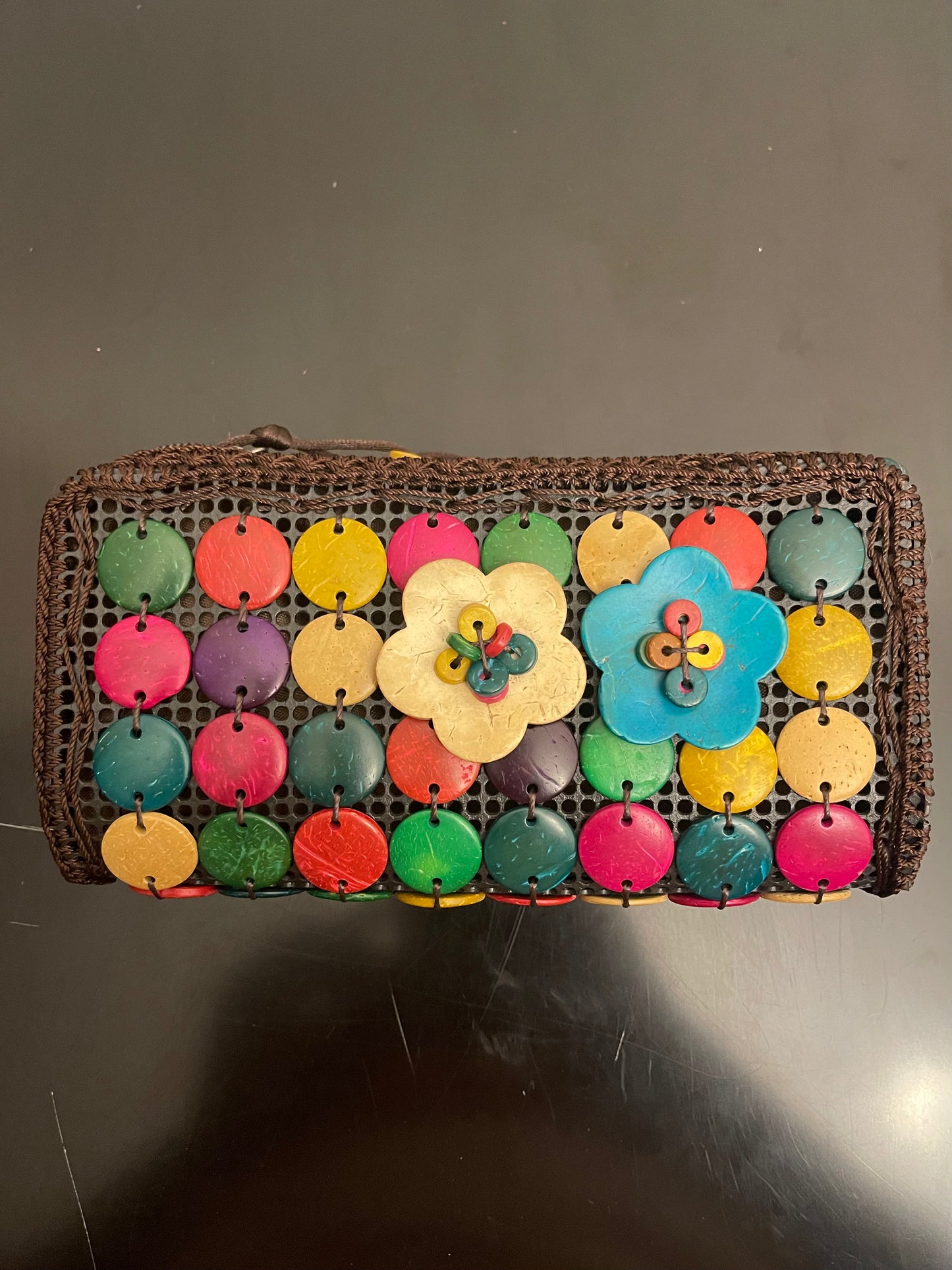 Multi-color coconut shell small purse