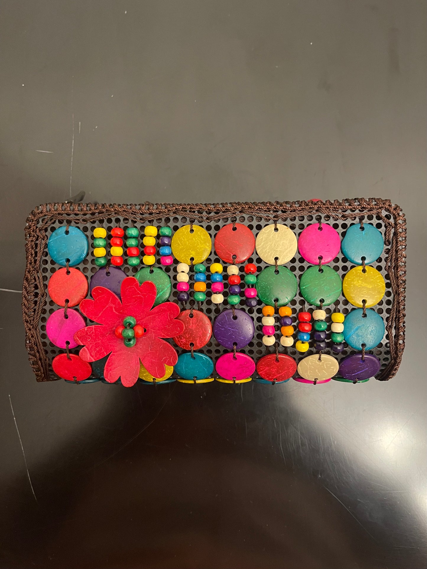 Multi-color coconut shell small purse